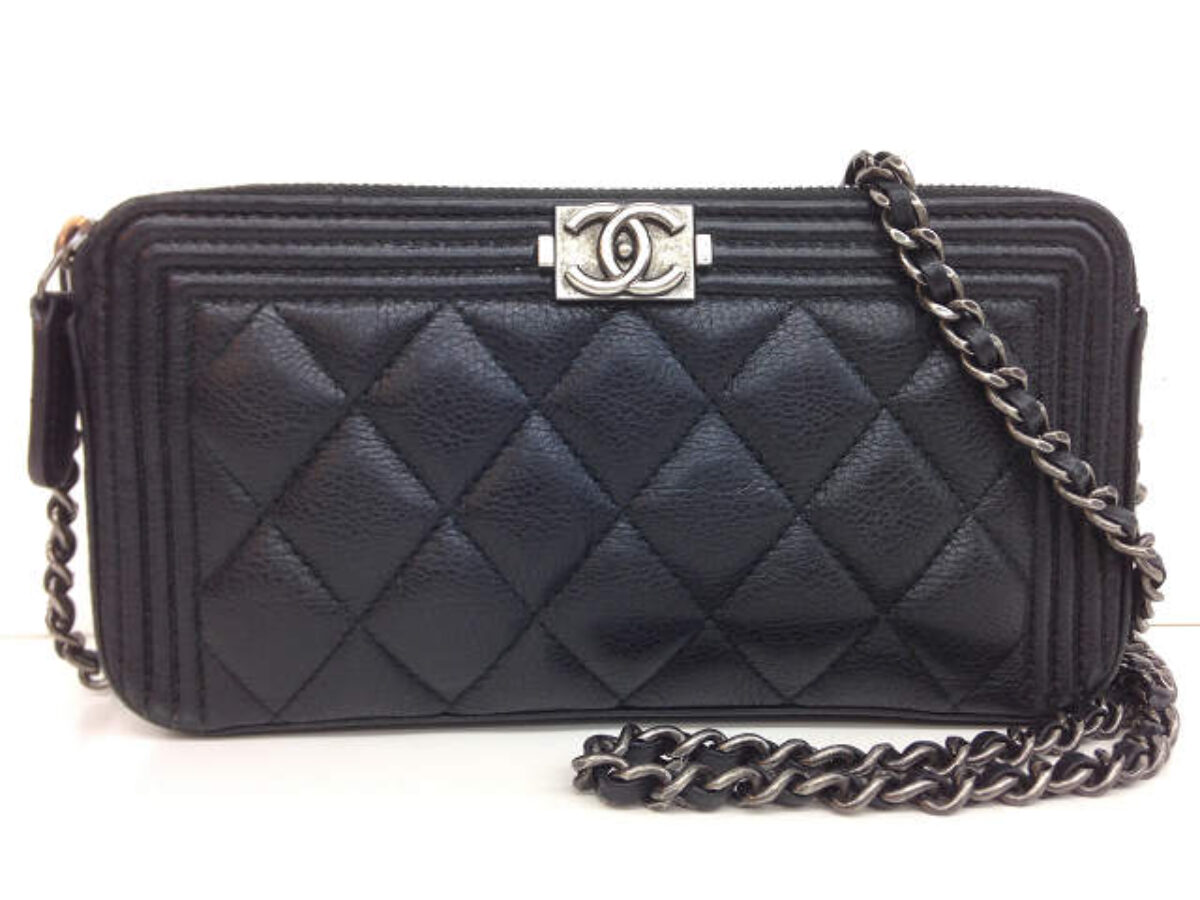 CHANEL(シャネル)ボーイシャネル チェーンウォレット A84069 ブラック