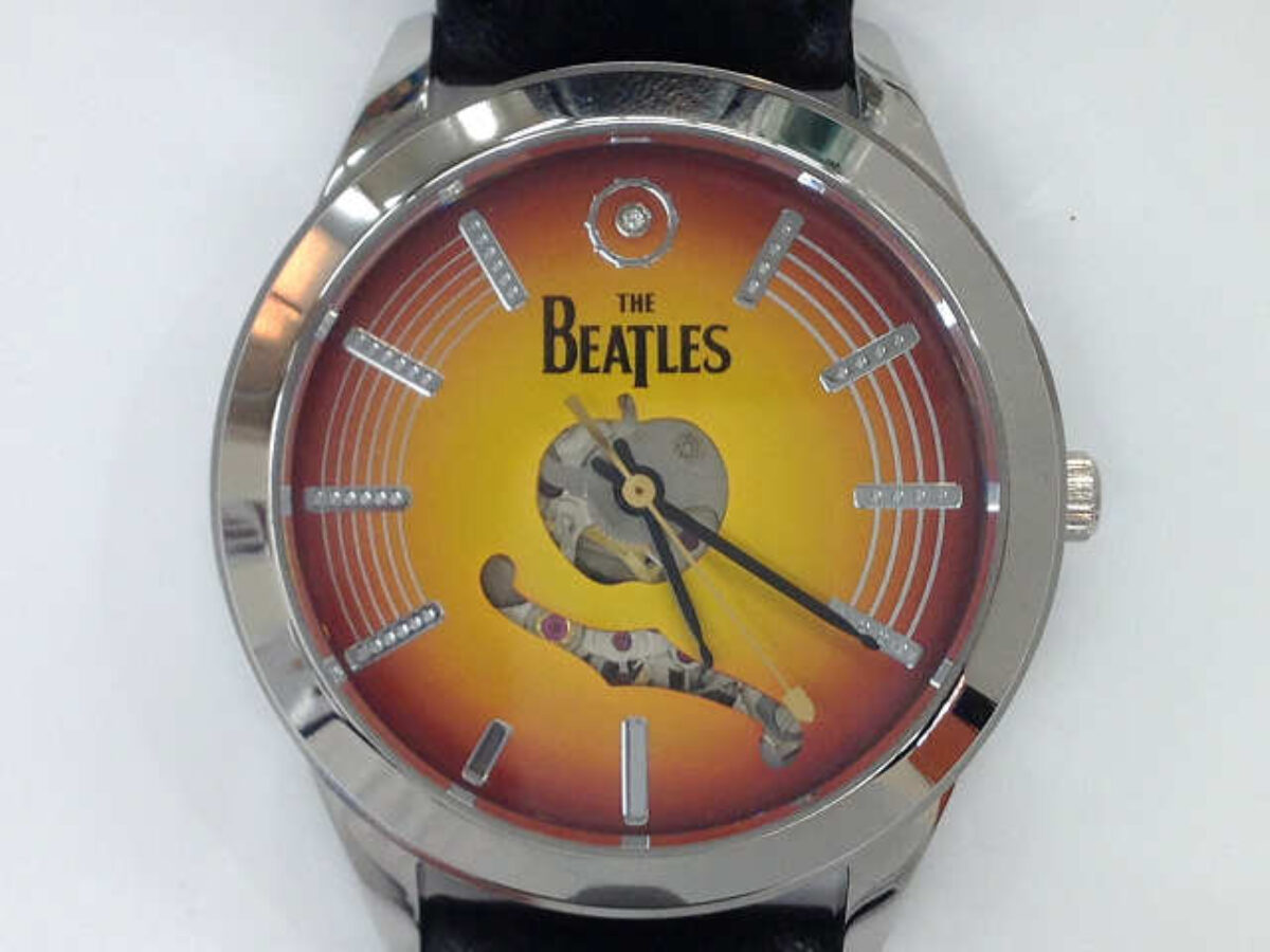 ビートルズ　来日50周年記念　オフィシャルウォッチ　時計確認致します
