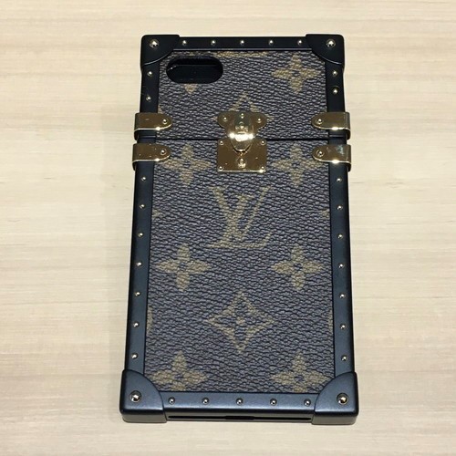 ☆LOUISVUITTON☆ iPhoneケース アイトランク モノグラム ルイ・ヴィトンの人気スマホケースが軽くなった！「アイトランク