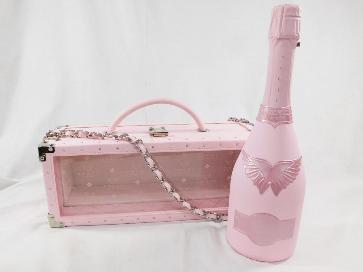 未開栓 ANGEL エンジェル ブリュット ピンク シャンパン 750ml 12.5% チェーン付き箱 を熊本市北区のお客様よりお買取致しました。 |  買取実績 | 質屋かんてい局 飛田店 | 質屋かんてい局