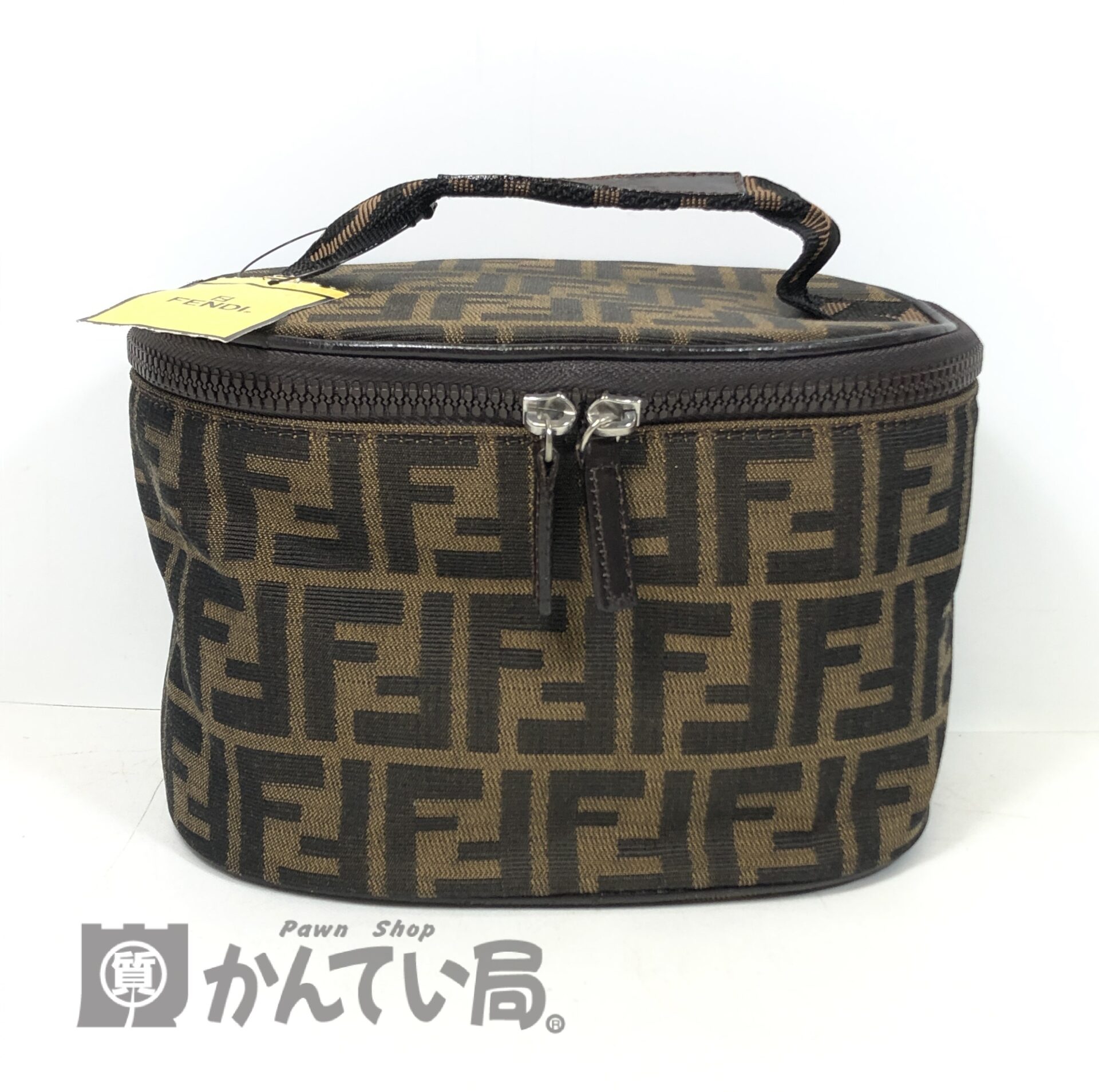 正規品販売！ FENDI バニティ ポーチ ズッカ柄 フェンディ ポーチ