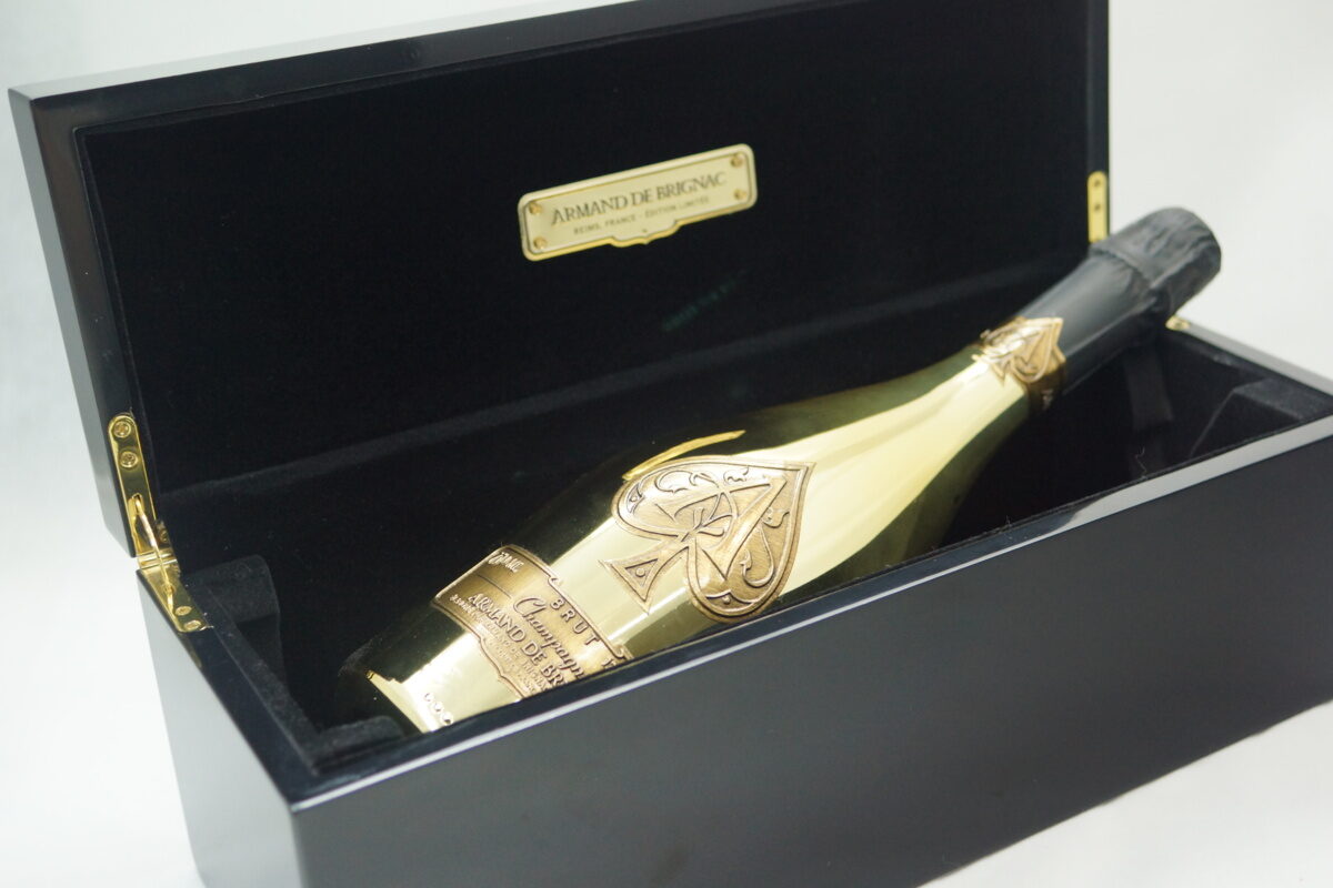 ARMAND DE BRIGNAC アルマンド ブリニャック ブリュット ゴールド