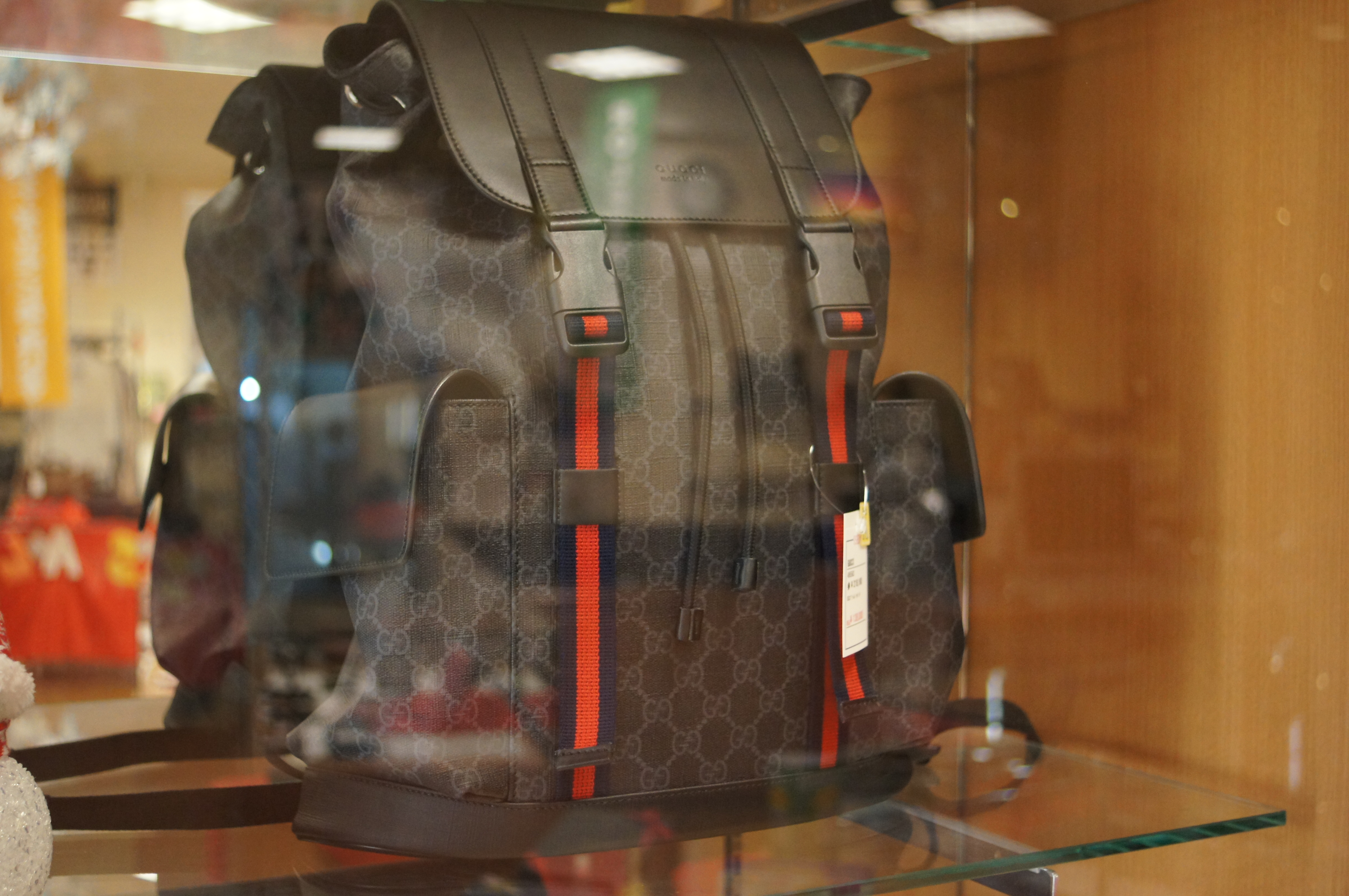 【専用品】GUCCI 495563 グッチ リュック ソフトGGスプ GUCCI 495563 グッチ バックパック・リュック ソフトGGスプリーム