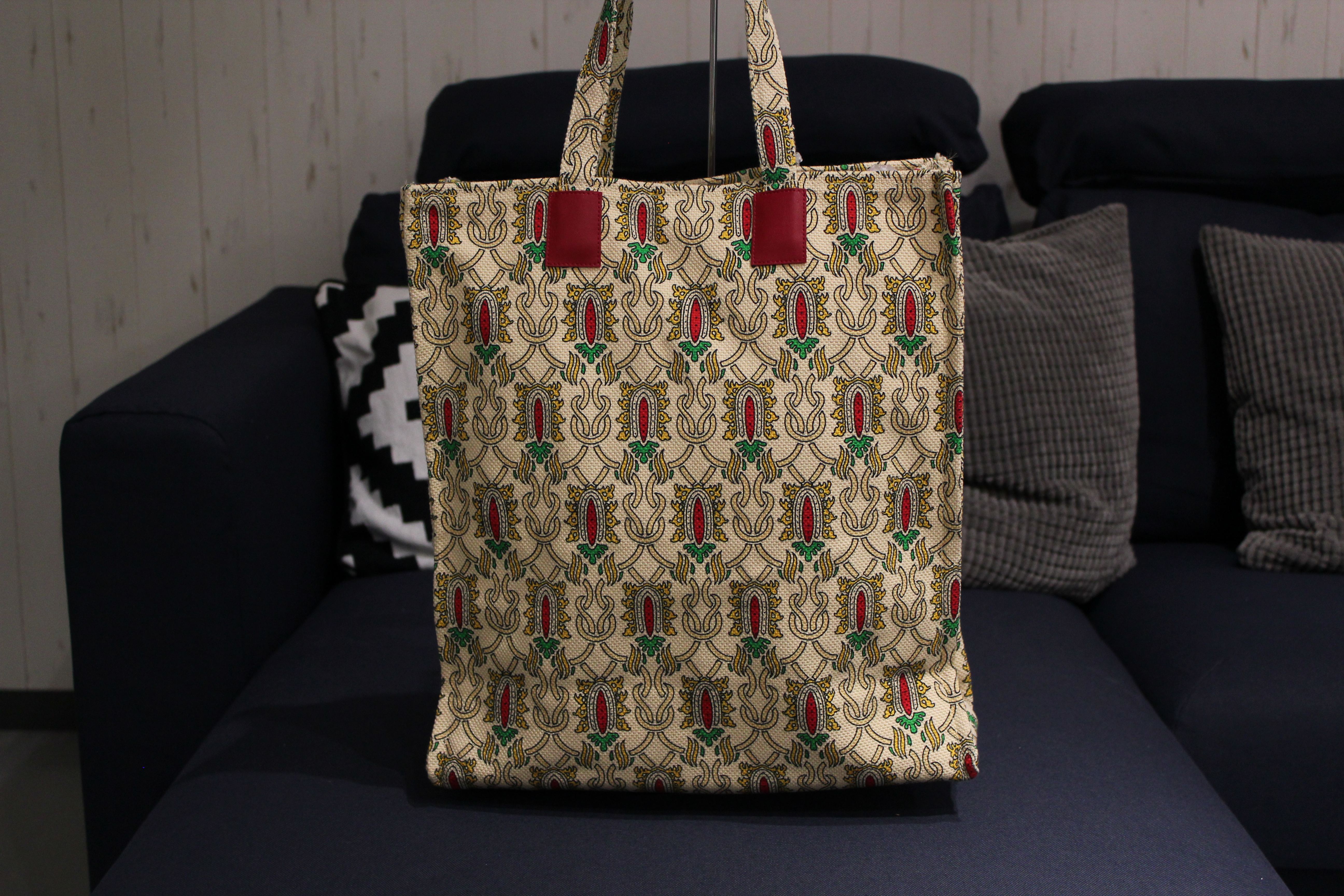 【日本未入荷】 GUCCI Garden グッチ ガーデン 522266 トート Amazon | グッチ ガーデン トートバッグ 522266 リネン
