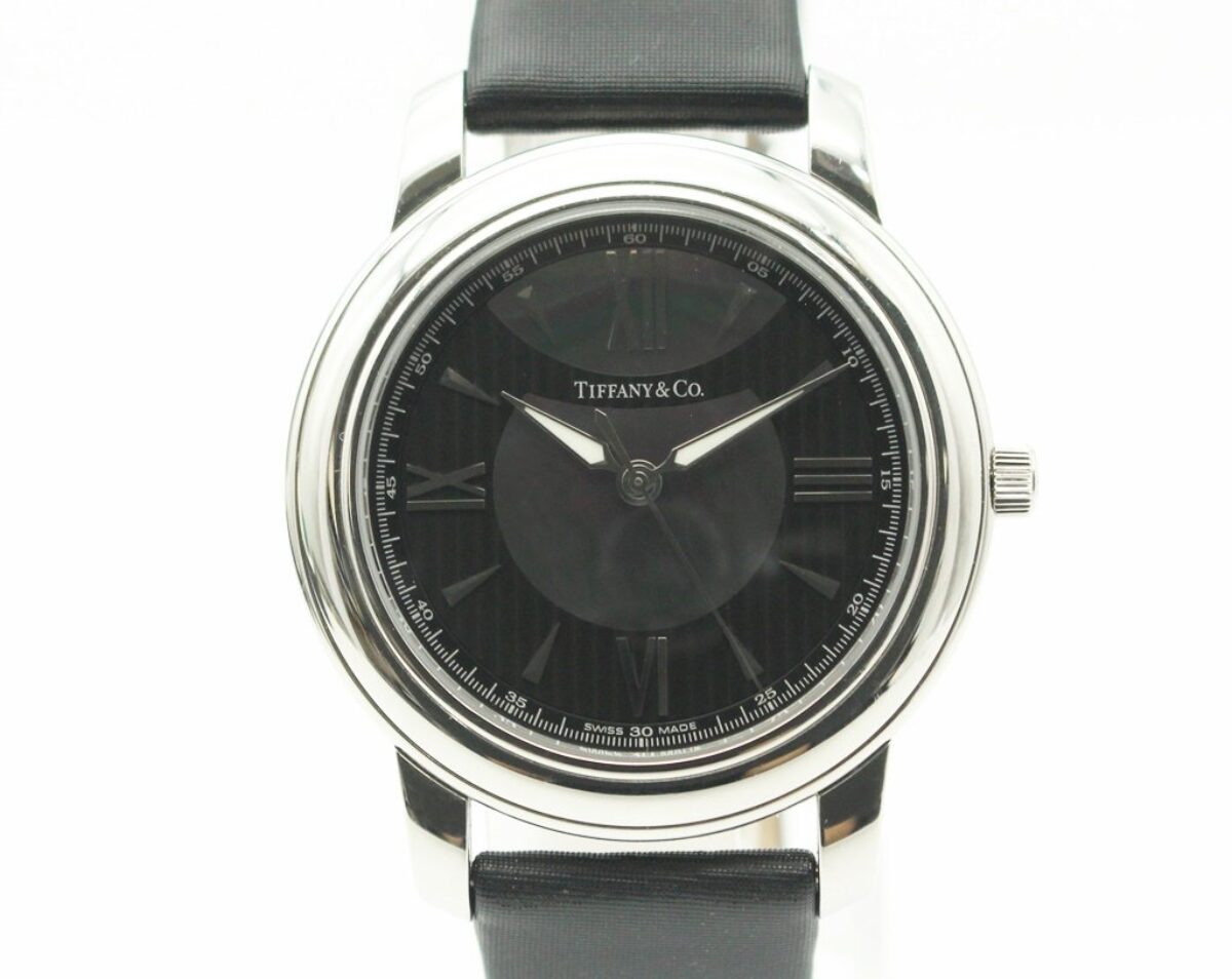 Tiffany&#038;Co ティファニー マークラウンド クォーツ腕時計 Z0046.17.10 シェル文字盤 買取　熊本