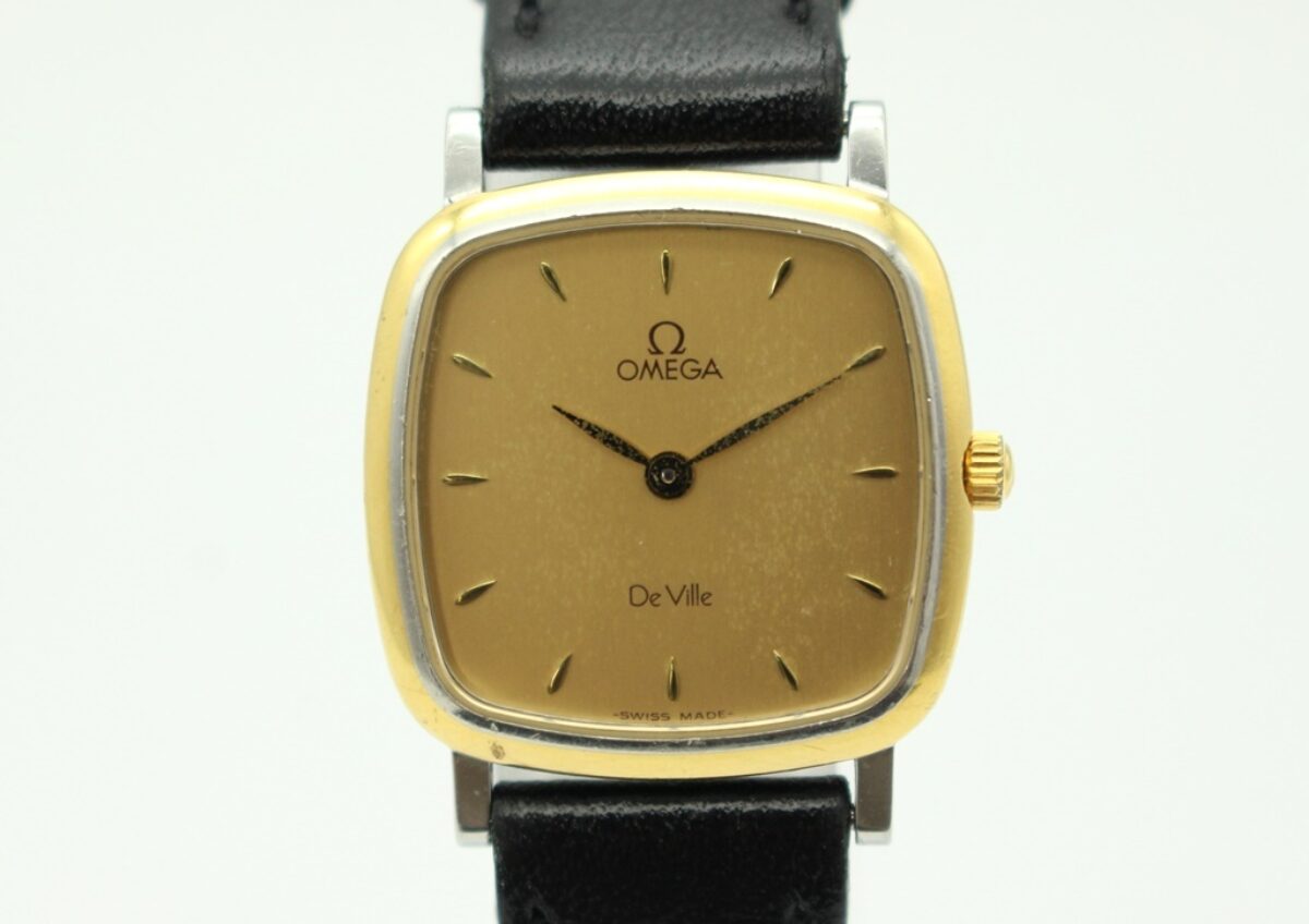 OMEGA オメガ DeVille デビル クォーツ腕時計 スクエア文字盤 買取　熊本