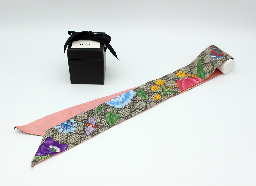 GUCCI グッチ GGフローラ プリント シルク ネックボウ リボン 609317