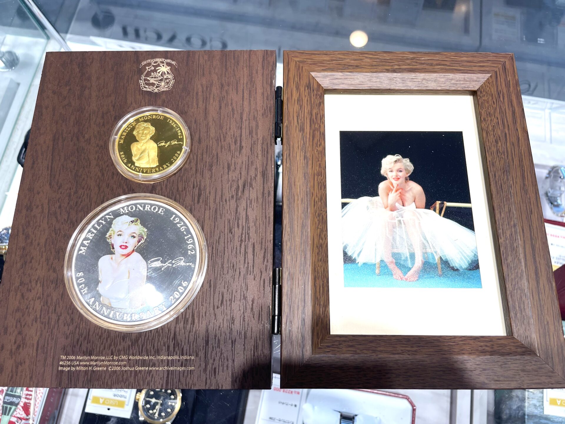 Marilyn Monroe 【マリリン・モンロー】 生誕80年記念 1オンス金貨 5オンス銀貨 セット 80th ANNIVERSARY 純金 純銀  K24 記念コインを名古屋市中区のお客様より買取ました♪ | 買取実績 | 質屋かんてい局 名古屋西店 | 質屋かんてい局