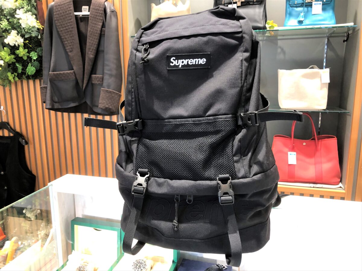 Supreme リュック - バッグ