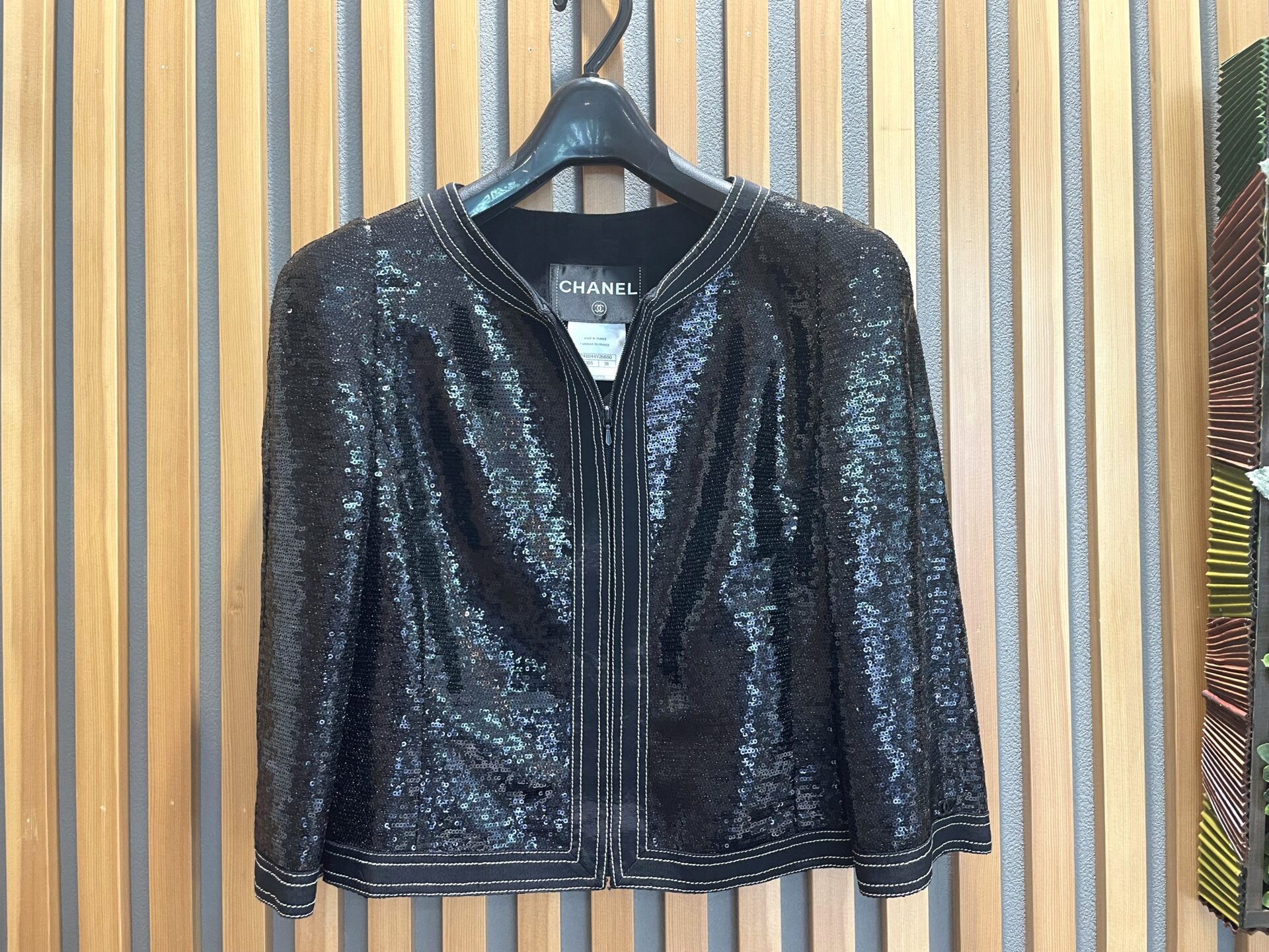 シャネル【CANEL】スパンコールジャケット P45044V26650を名古屋市中川