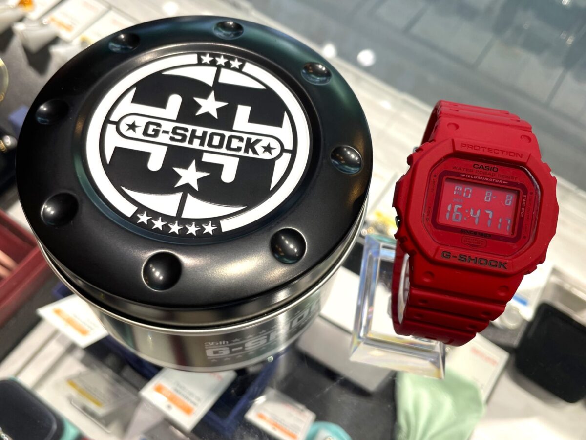 メダカ親父様専用】g-shock DW-5635C 35周年 レッドアウト - 腕時計