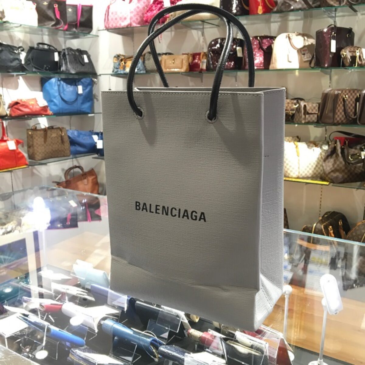 BALENCIAGA ショッピングトート】を多賀城市のお客様からお買取りさせ