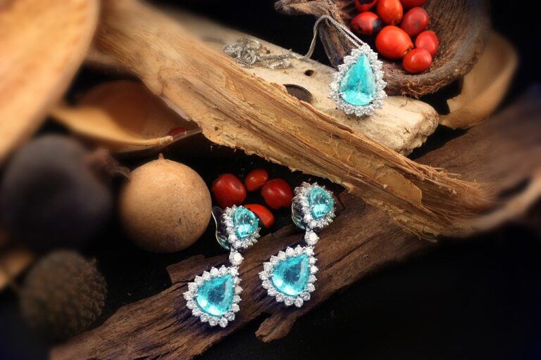 earring-2522608_1280-768x512.jpg