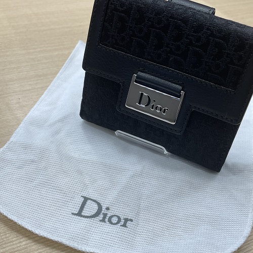 Christian Dior（クリスチャン・ディオール）トロッター二つ折り財布