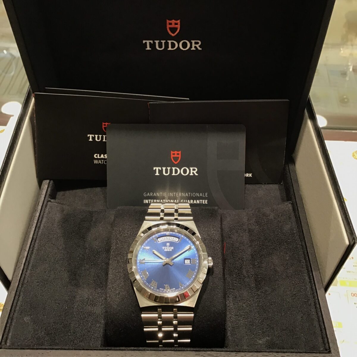 TUDOR 28600