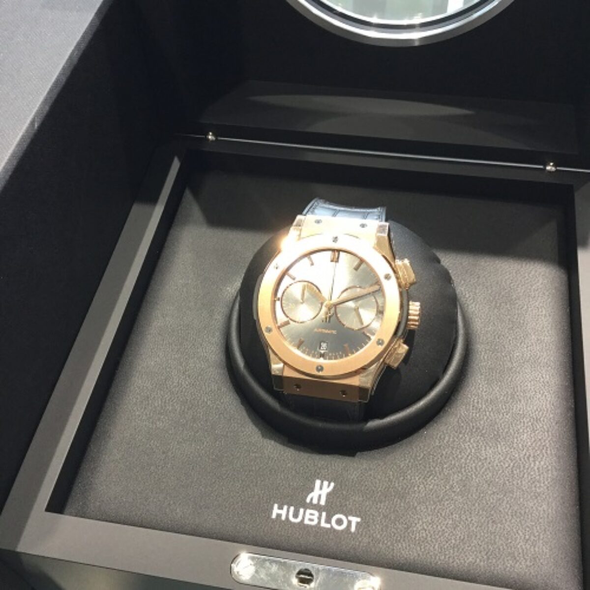 HUBLOT（ウブロ）　521.OX.7081.LR　クラシックフュージョン　クロノグラフ　レーシンググレー　キングゴールド