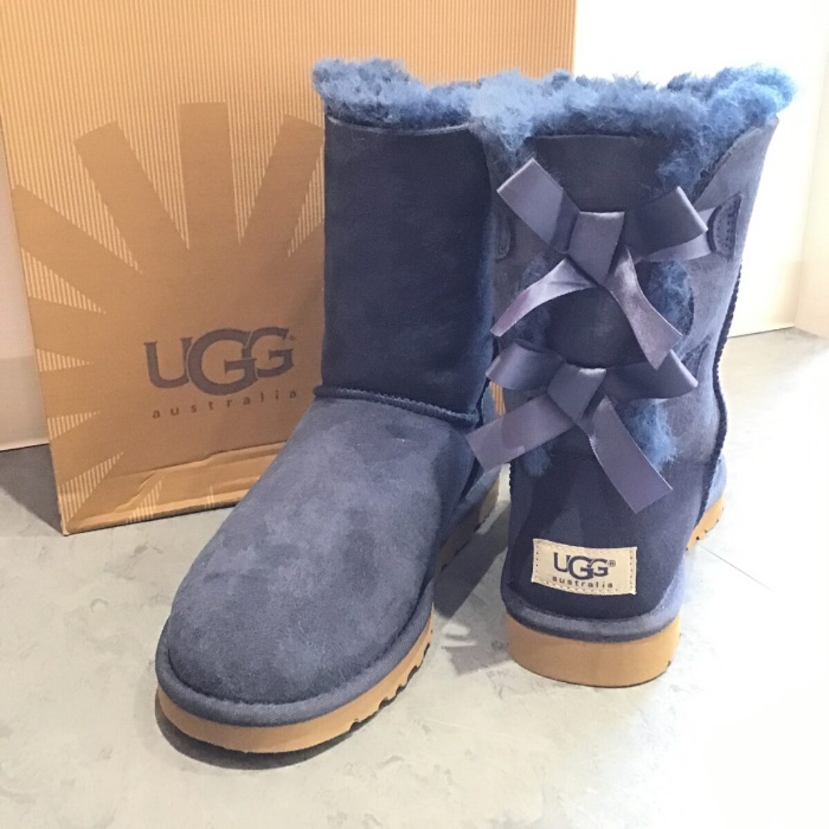 UGG