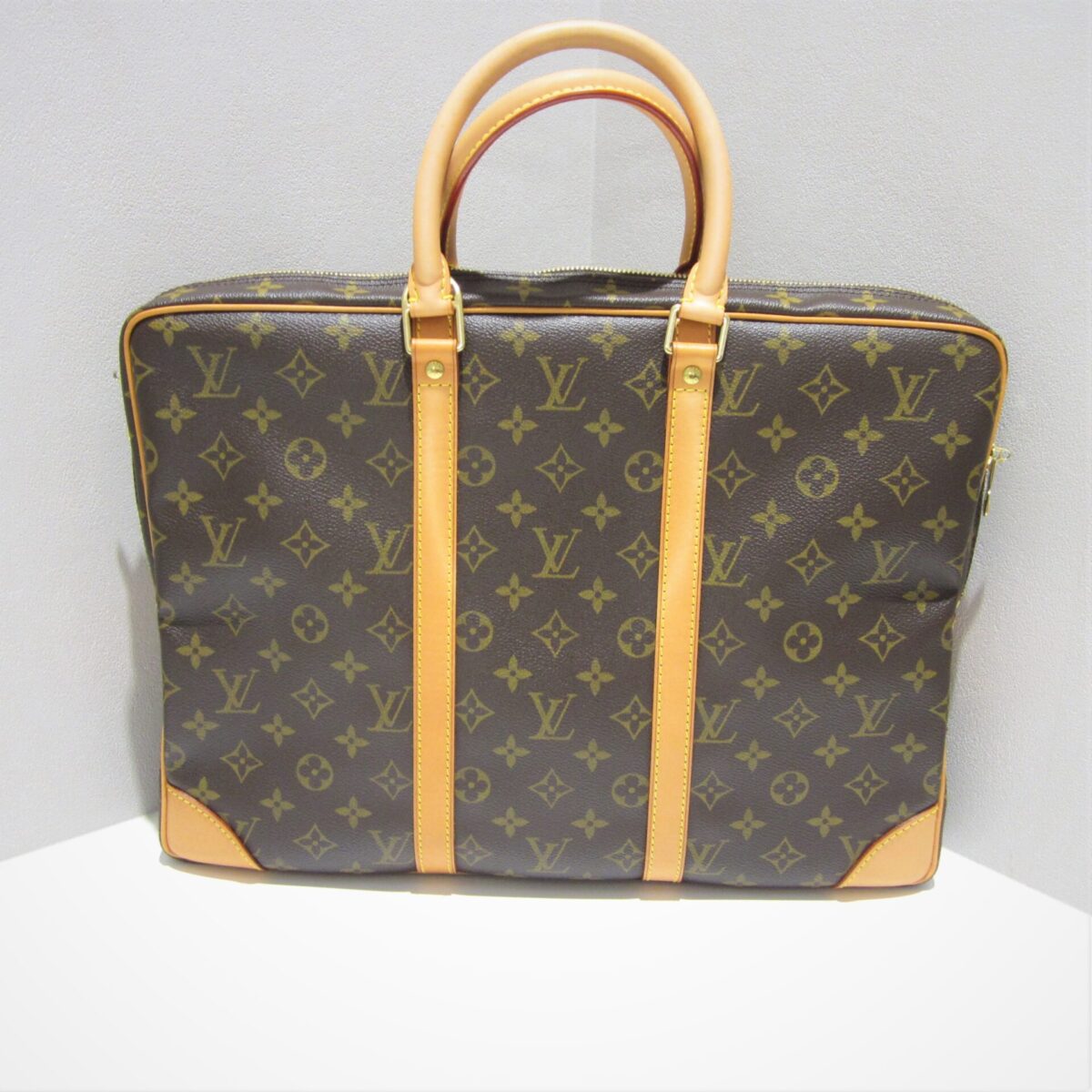 LOUIS ＶＵＩＴＴＯＮ　Ｍ５３３６１　ポルトドキュマンヴォワヤージュ 210604