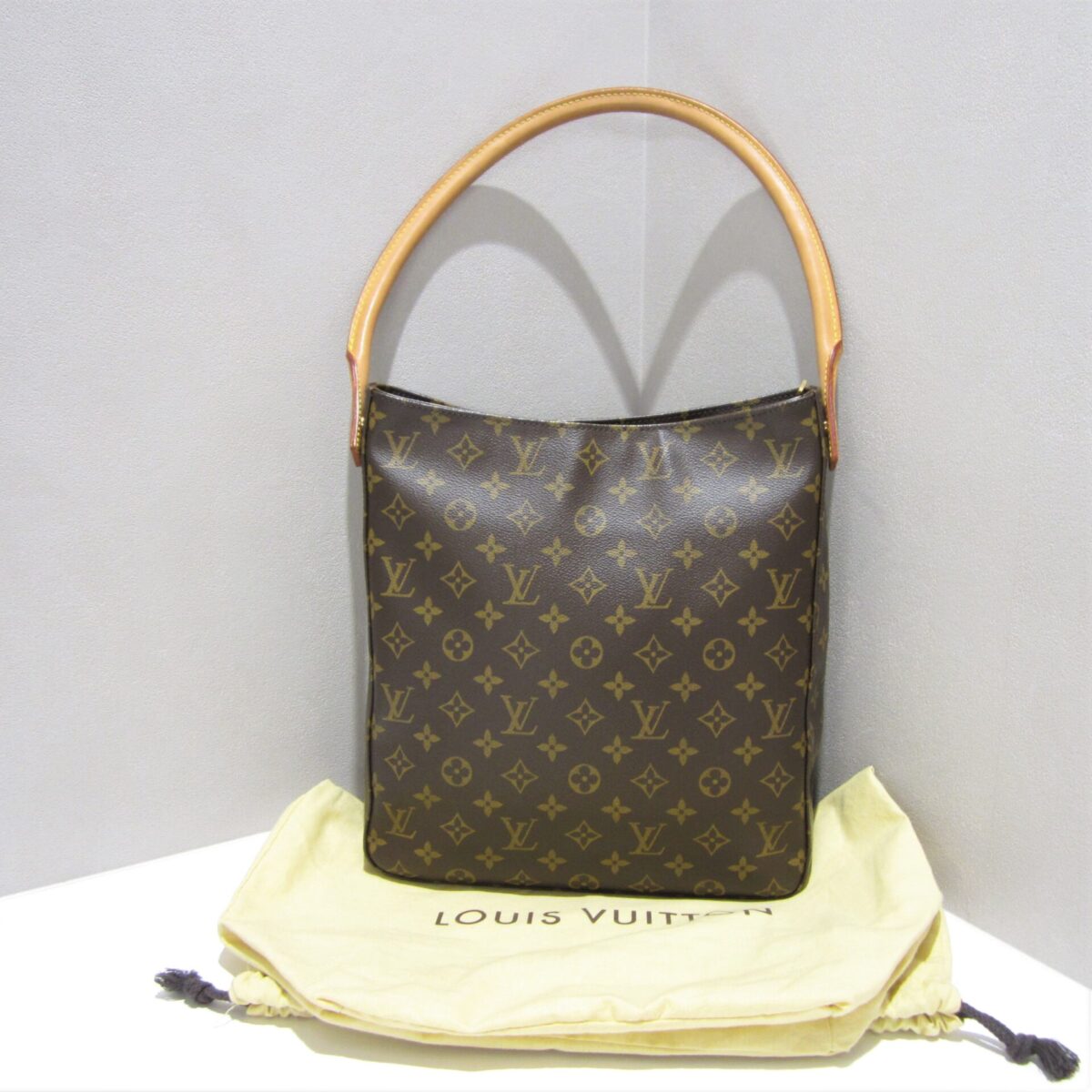 Louis Vuittonルイヴィトン M51145 ルーピング 210720