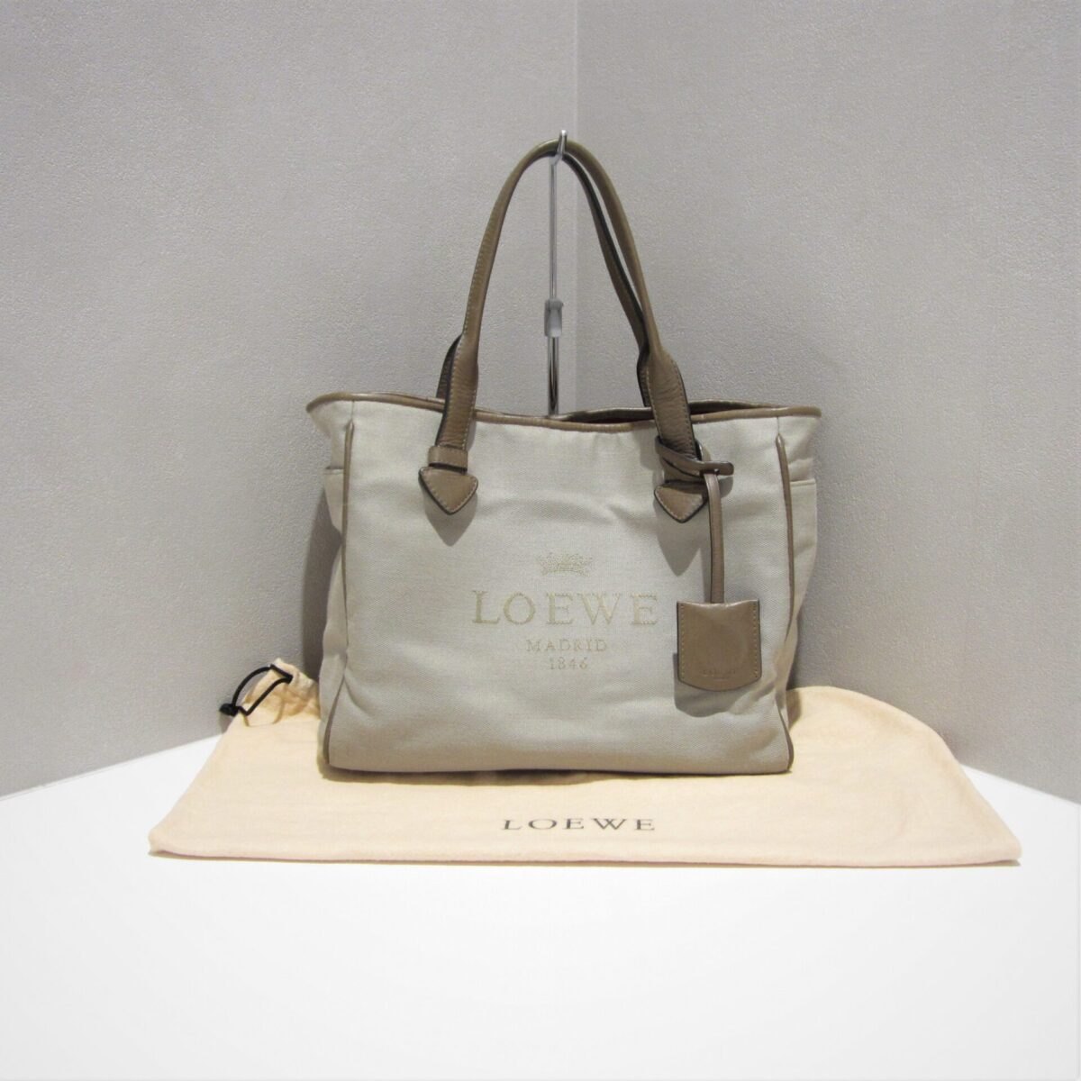 LOEWE ヘリテージスモールキャンバストート　211011