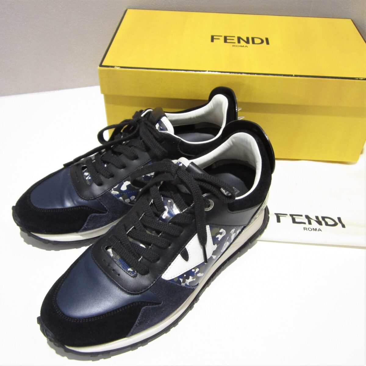 FENDI フェンディ 7E0935 バグズアイスニーカー 210820