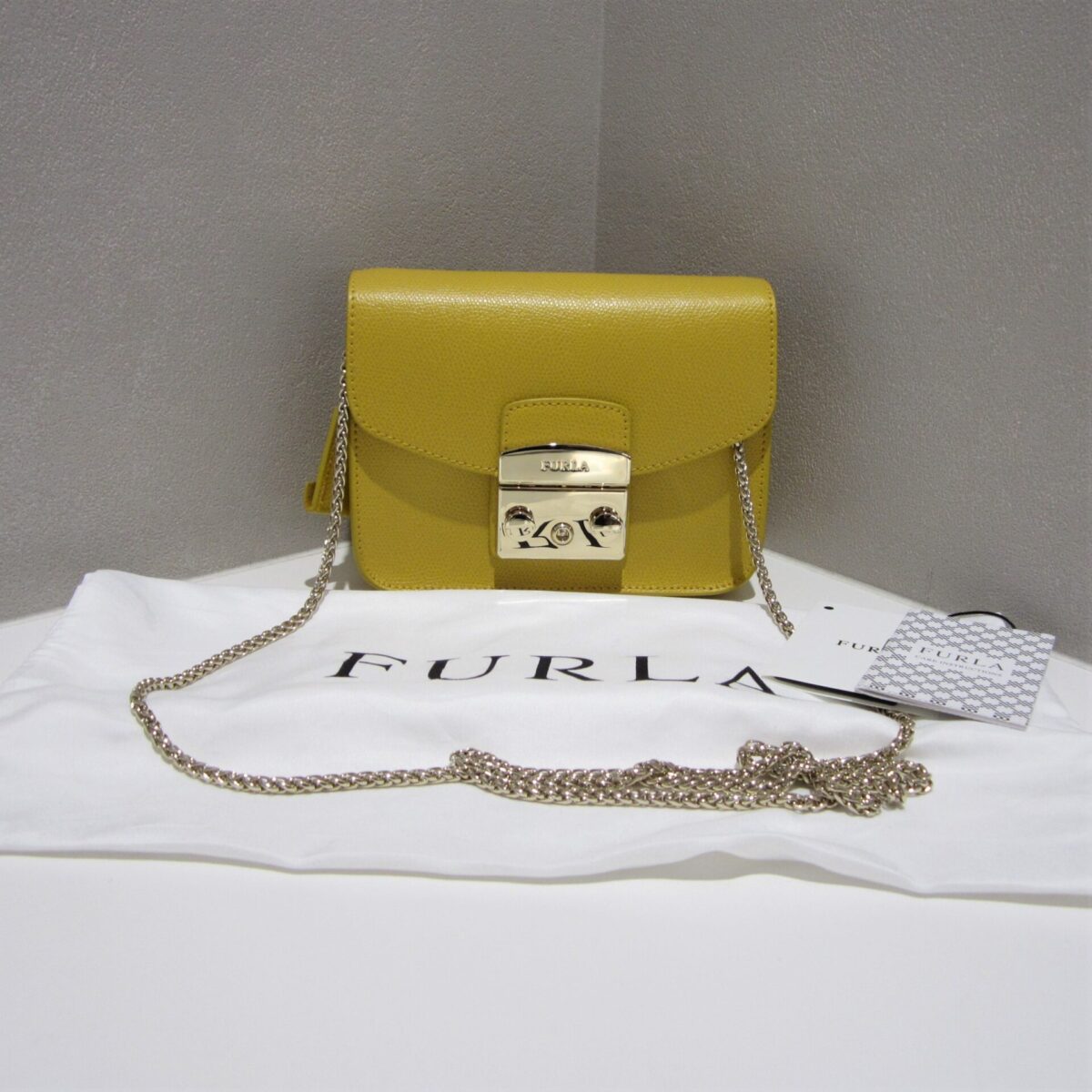 FURLA フルラ メトロポリス ミニ チェーンショルダーバッグ G6400　211007