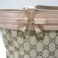 GUCCI ハンドバッグ 正面 220123.JPG