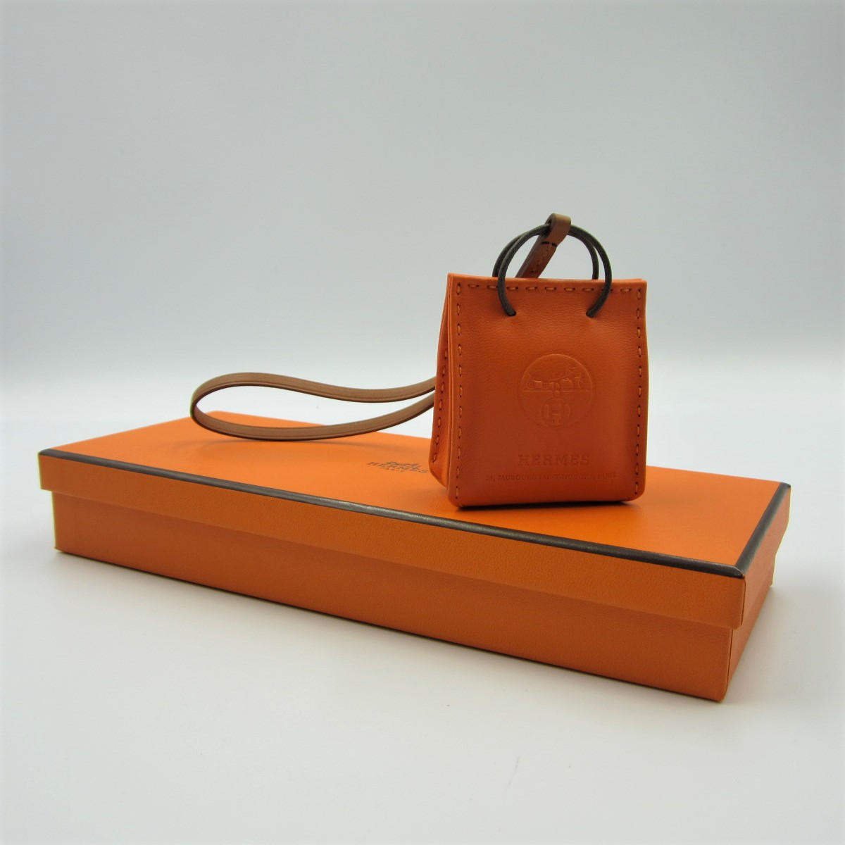 限定製作 エルメス サックオランジュ(B) オレンジ 紙袋型 バッグ