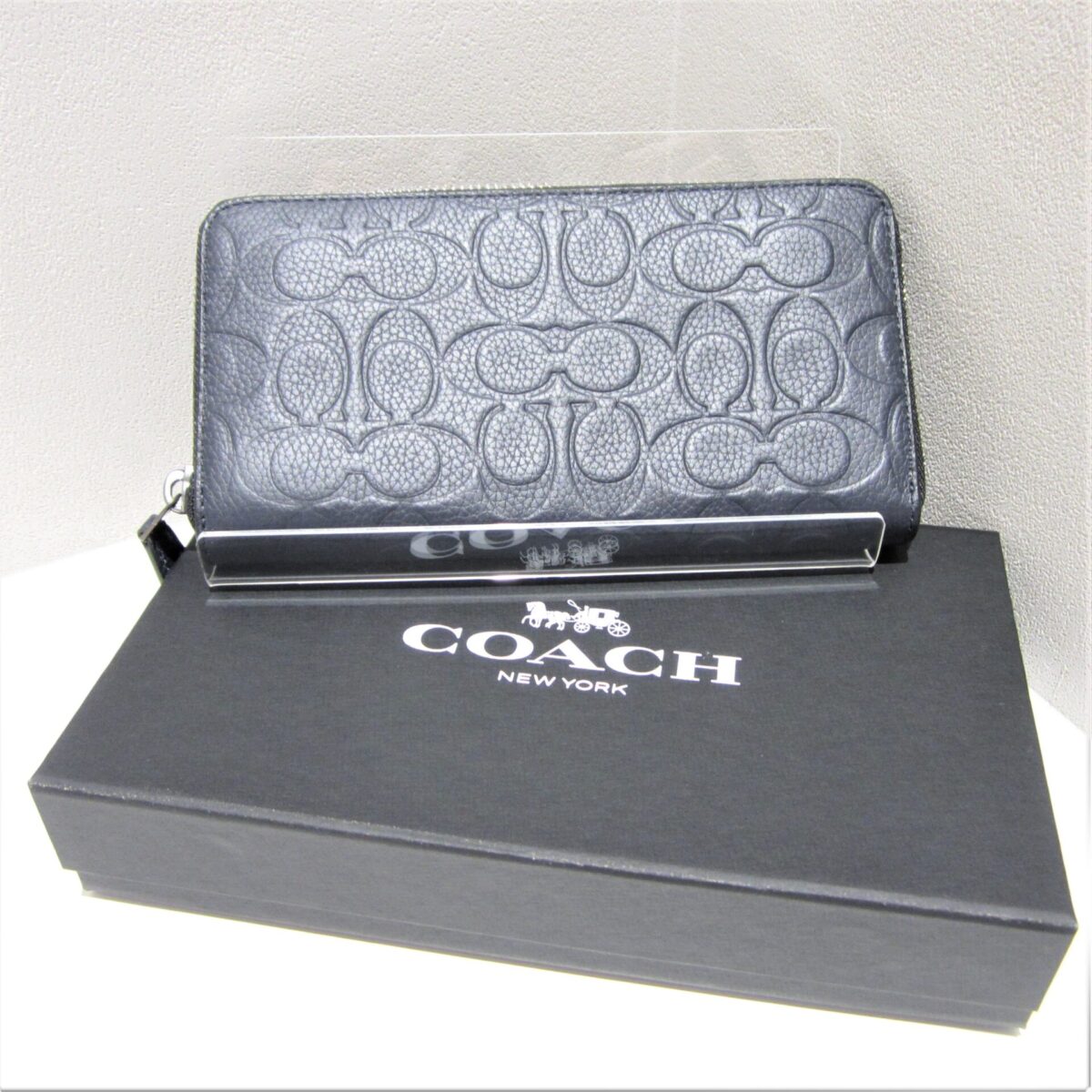 COACH C1226 カーフスキン ラウンドファスナー財布