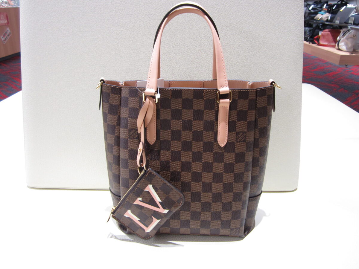 LOUIS VUITTON ベルモントNV BB