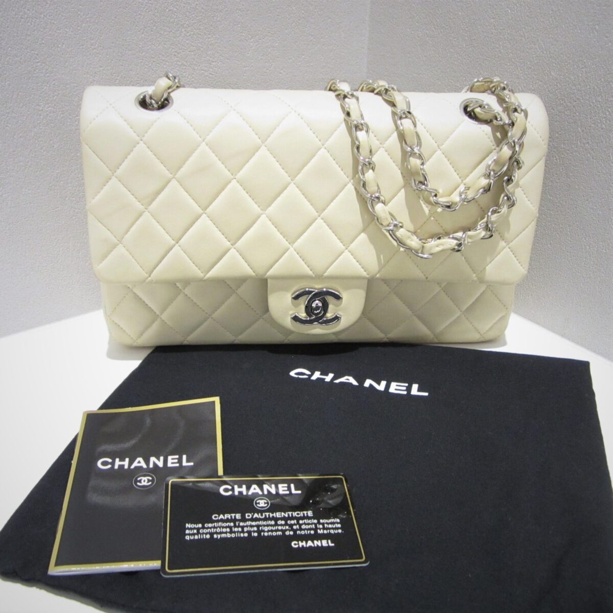 CHANEL マトラッセ25Wフラップダブルチェーンハンドバッグ　210718