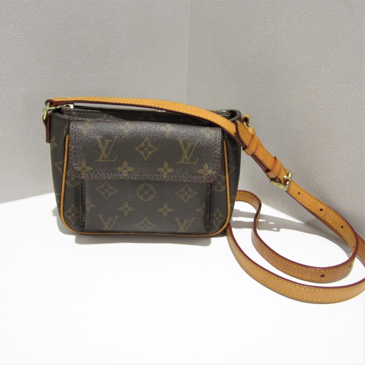 Louis Vuitton  M51165 ヴィバシテ210715