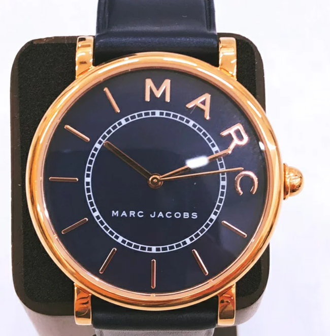 marc by marc jacobs 2.png