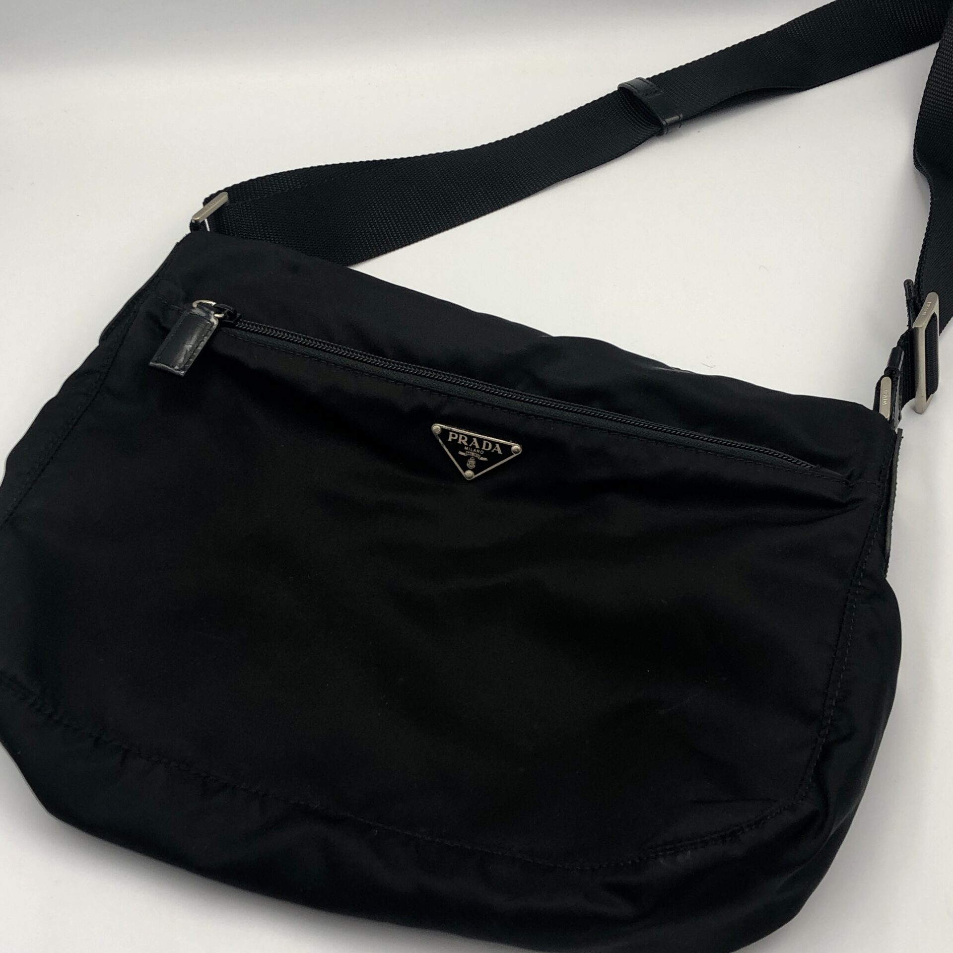 つくばプラダ（PRADA）買取】BT0421 ショルダーバッグの買取について｜つくばや土浦の質屋かんてい局 | 買取実績 |  茨城県最大の質屋｜質屋かんてい局つくば店｜リサイクルショップ・買取・融資・販売・修理・WU | 質屋かんてい局