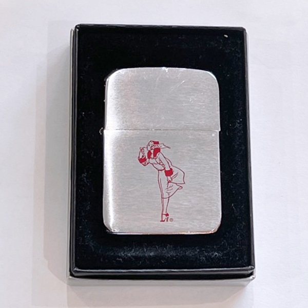 zippo2.jpg